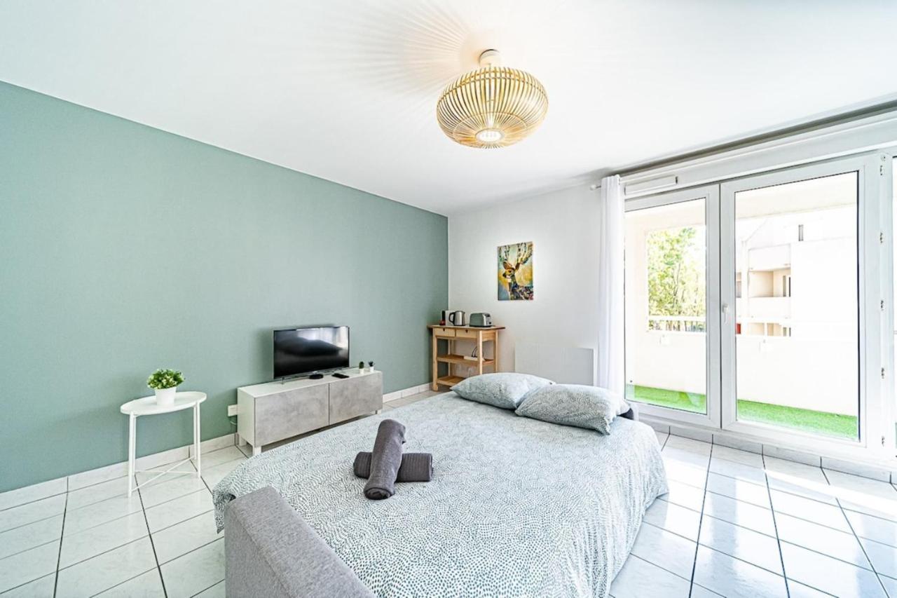 Appartement Cosy Avec Balcony And Garage-Charpennes Villeurbanne Exterior foto